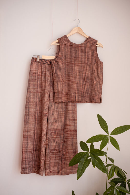 SET chequered